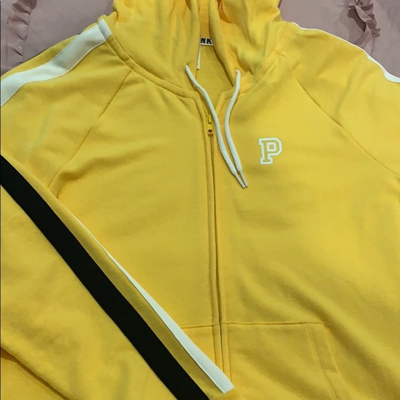 Pink yellow sweater size L on sale - Picture 1 of 3